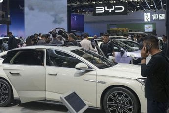 Prijetnja evropskoj automobilskoj industriji: Porez na kineske automobile mora da bude 50 odsto ili više