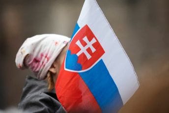 Više od 1.100 prijetnji bombama u jednom danu u Slovačkoj, najviše u školama