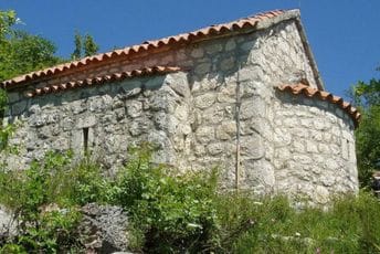Nezaobilazni ukras Skadarskog basena: Crkva Sv. Blagovještenja u Jeksi