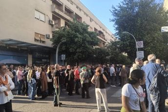Skup podrške Katniću: Okupljeni skandiraju "fašisti", poručeno kako je bivši GST simbol otpora i prkosa