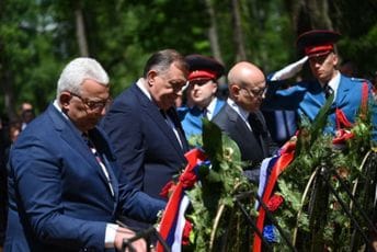 Mandić sa Dodikom i Vučevićem na obilježavanju Dana sjećanja na žrtve u Jasenovcu