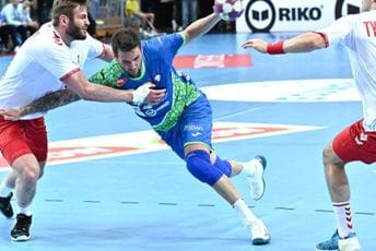 Makedonci pola minuta prije kraja izborili SP, Srbija bez sreće, falio im gol za sedmerce, Slovenija se provukla Makedonci pola minuta prije kraja izborili SP, Srbija bez sreće, falio im gol za sedmerce, Slovenija se provukla