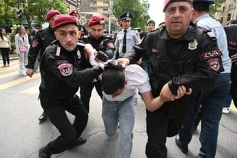 U Jermeniji uhapšen 151 demonstrant: Protesti protiv predaje teritorije Azerbejdžanu