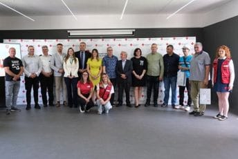 Obilježen Dan dobrovoljnih davalaca krvi u Crnoj Gori, dodijeljena priznanja najboljima