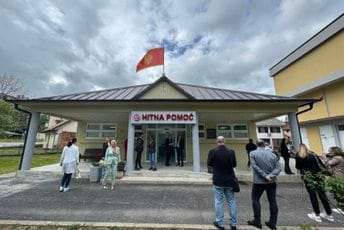 Kolašin dobio adaptiranu i savremeno opremljenu jedinicu hitne pomoći; Niković najavio otvaranje hitne i na Žabljaku Kolašin dobio adaptiranu i savremeno opremljenu jedinicu hitne pomoći; Niković najavio otvaranje hitne i na Žabljaku