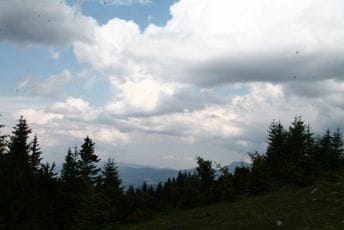 Danas promjenljivo oblačno, poslije podne kiša