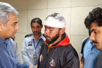 Evakuacija pakistanskih studenata nakon napada u Biškeku Evakuacija pakistanskih studenata nakon napada u Biškeku