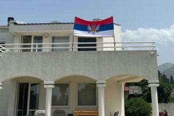 Poslanik ZBCG slavi Dan nezavisnosti uz trobojku Poslanik ZBCG slavi Dan nezavisnosti uz trobojku