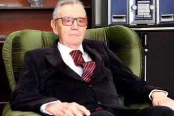 Crna Gora treba da štiti i koristi suverenost na kopnu, moru i vazduhu Crna Gora treba da štiti i koristi suverenost na kopnu, moru i vazduhu