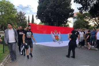 I danas protest ispred Vlade zbog Rezolucije o Srebrenici; Uprava policije: Snimaćemo neprijavljeno javno okupljanje
