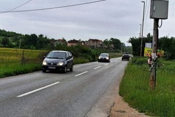 Mještani: Brza vožnja i noćne trke uzrok udesa na putu prema Brezoviku
