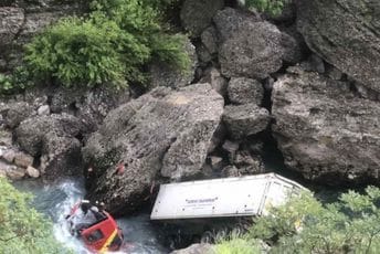 Kamion sletio s puta u Dromiri; Blečić: Spuštamo se na mjesto nesreće