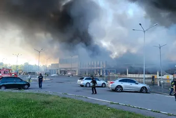 Iz časa u čas: Katastrofa: Okupatori granatirali hipermarket u Harkovu, u njemu bilo oko 200 ljudi, stižu i prvi snimci