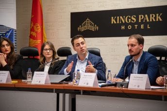 Vukićević: Jača saradnja sa institucijama osnov povjerenja Vukićević: Jača saradnja sa institucijama osnov povjerenja