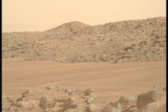 Najnovije fotografije: Pogledajte kako je juče bilo na Marsu Najnovije fotografije: Pogledajte kako je juče bilo na Marsu