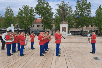 Ekološka akcija na Tvrđavi u Nikšiću: Zelena muzika, zeleni Bedem fest Ekološka akcija na Tvrđavi u Nikšiću: Zelena muzika, zeleni Bedem fest