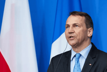 Poljski šef diplomatije: Ne isključujemo slanje vojnika u Ukrajinu Poljski šef diplomatije: Ne isključujemo slanje vojnika u Ukrajinu