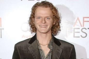 Holivudski glumac osumnjičen za pokušaj ubistva: Izbo nožem bivšu djevojku, probao da bježi u Meksiko Holivudski glumac osumnjičen za pokušaj ubistva: Izbo nožem bivšu djevojku, probao da bježi u Meksiko