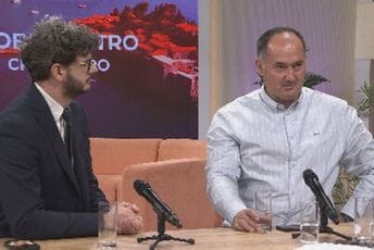 Čarapić: Destabilizacijom Podgorice pokušava se oboriti državna vlast; Vučinić: Vratiti mandate građanima Čarapić: Destabilizacijom Podgorice pokušava se oboriti državna vlast; Vučinić: Vratiti mandate građanima