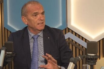 Kavarić upozorava: Epidemija morbila mogla bi odnijeti 180 života u Crnoj Gori Kavarić upozorava: Epidemija morbila mogla bi odnijeti 180 života u Crnoj Gori