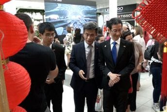 Uz kinesku hranu i običaje u Crnoj Gori proslavljen Festival zmajevih čamaca, posjetioci uživali u kineskim specijalitetima Uz kinesku hranu i običaje u Crnoj Gori proslavljen Festival zmajevih čamaca, posjetioci uživali u kineskim specijalitetima