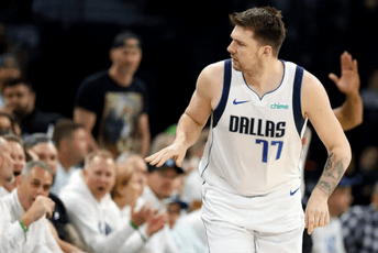 Prestigao legendarnog košarkaša: Dončiću nagrada Medžik Džonson Prestigao legendarnog košarkaša: Dončiću nagrada Medžik Džonson