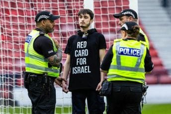 Nevjerovatne scene uoči utakmice Škotska - Izrael: Navijač se svezao žicom za stativu