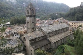 Na izborima - majka protiv sina: Opština ima 46 stanovnika - 32 su kandidati na listama Na izborima - majka protiv sina: Opština ima 46 stanovnika - 32 su kandidati na listama