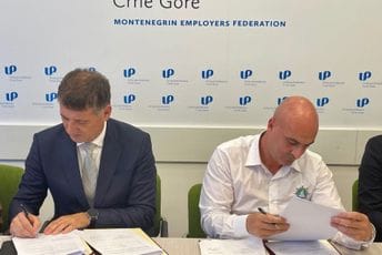 Nakon dužih pregovora: Potpisan GKU za pomorski saobraćaj, lučko-pretovarne usluge i luke nautičkog turizma Nakon dužih pregovora: Potpisan GKU za pomorski saobraćaj, lučko-pretovarne usluge i luke nautičkog turizma