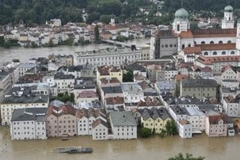 U poplavama u Njemačkoj poginulo najmanje petoro, Šolc obećao da će pomoći U poplavama u Njemačkoj poginulo najmanje petoro, Šolc obećao da će pomoći