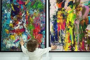 Njemačka: Dječak ima samo dvije godine, a za svoja apstraktna djela već zarađuje bogatstvo Njemačka: Dječak ima samo dvije godine, a za svoja apstraktna djela već zarađuje bogatstvo