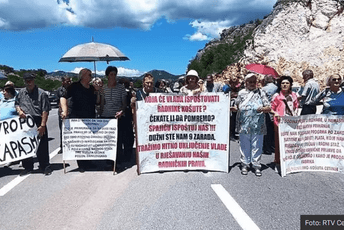 Vujović: Ako se iz Vlade ne oglase u narednih deset dana, radikalizovaćemo proteste Vujović: Ako se iz Vlade ne oglase u narednih deset dana, radikalizovaćemo proteste