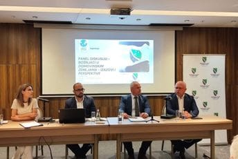 Mustafić: Potrebno raditi na poboljšanju statusa bošnjačkog naroda Mustafić: Potrebno raditi na poboljšanju statusa bošnjačkog naroda