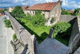 Jusovača, od najstarijeg podgoričkog zatvora do umjetničkog centra (FOTO) Jusovača, od najstarijeg podgoričkog zatvora do umjetničkog centra (FOTO)