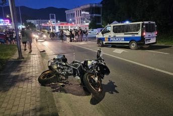 Za 24 sata 20 saobraćajnih nezgoda: Jedna osoba teže povrijeđena Ilustracija