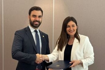 Radulović: Naši pomorci imaju priliku da započnu radni odnos na brodovima pod kiparskom zastavom Radulović: Naši pomorci imaju priliku da započnu radni odnos na brodovima pod kiparskom zastavom