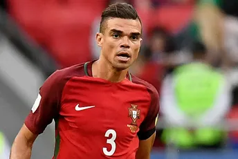 Razlika između najstarijeg i najmlađeg igrača - 25 godina: Ronaldo i Hrvatska imaju najviše utakmica, Česi su najneiskusniji Razlika između najstarijeg i najmlađeg igrača - 25 godina: Ronaldo i Hrvatska imaju najviše utakmica, Česi su najneiskusniji