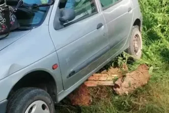 Za dan 15 saobraćajnih nezgoda: Jedna osoba povrijeđena teže i jedna lakše Ilustracija