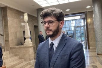 Čarapić: Knežević dijeli AI snimke koji se plasiraju preko naloga kojim upravlja kavački klan