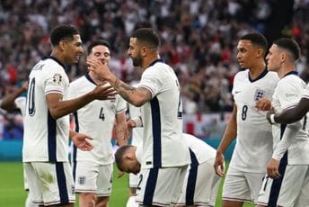 Bez iznenađenja u Gelzenkirhenu: Englezima tri boda protiv Srbije, meč riješen ranim Belingemovim pogotkom Bez iznenađenja u Gelzenkirhenu: Englezima tri boda protiv Srbije, meč riješen ranim Belingemovim pogotkom