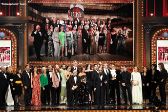 Dodijeljene Toni nagrade: Pobjednici „Stereophonic” i „The Outsiders“, među nagrađenima Redklif i Džoli Dodijeljene Toni nagrade: Pobjednici „Stereophonic” i „The Outsiders“, među nagrađenima Redklif i Džoli