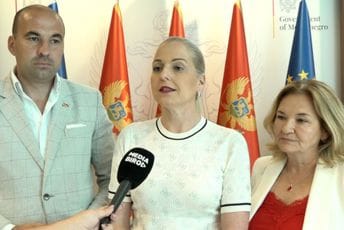 Predstavnici MZ Sveti Stefan sastali se sa Đeljošajem: Najavljenih protesta neće biti Predstavnici MZ Sveti Stefan sastali se sa Đeljošajem: Najavljenih protesta neće biti