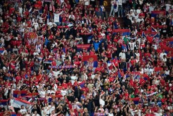 UEFA kaznila fudbalske saveze Srbije i Albanije UEFA kaznila fudbalske saveze Srbije i Albanije