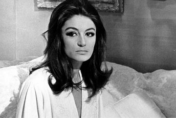 Preminula glumica Anuk Eme, zvijezda Felinijevog filma La Dolce Vita Preminula glumica Anuk Eme, zvijezda Felinijevog filma La Dolce Vita