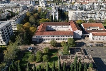 Ministarstvo prosvjete Vesne Bratić nezakonito imenovalo direktora Građevinske škole: Školski odbor razriješio Marovića pa ga istog dana imenovao za v.d. Ministarstvo prosvjete Vesne Bratić nezakonito imenovalo direktora Građevinske škole: Školski odbor razriješio Marovića pa ga istog dana imenovao za v.d.