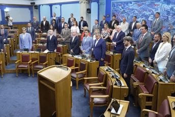 Poslanici ponovo usvojili zakone koje je Milatović vratio Poslanici ponovo usvojili zakone koje je Milatović vratio