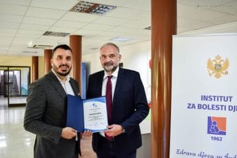 KCCG: Institut za bolesti djece dobio novi plazma sterilizator KCCG: Institut za bolesti djece dobio novi plazma sterilizator