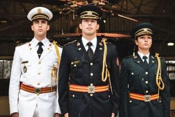 Ministartsvo odbrane raspisalo oglas za osam kadeta za obrazovanje na vojnim akademijama u Atini Ministartsvo odbrane raspisalo oglas za osam kadeta za obrazovanje na vojnim akademijama u Atini