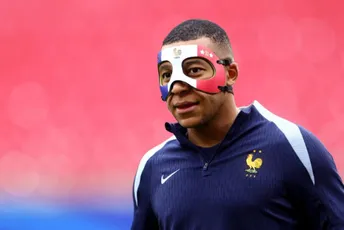 Ovako izgleda Mbape sa maskom: Velike su šanse da će biti spreman za sjutrašnji veliki derbi Ovako izgleda Mbape sa maskom: Velike su šanse da će biti spreman za sjutrašnji veliki derbi
