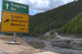 Mještani nekoliko sela strahuju: Smatraju da će nastavak izgradnje auto-puta iseliti veliki broj porodica Mještani nekoliko sela strahuju: Smatraju da će nastavak izgradnje auto-puta iseliti veliki broj porodica